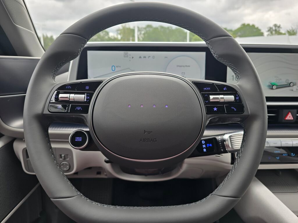 New 2025 Hyundai Ioniq 6 SEL image 17