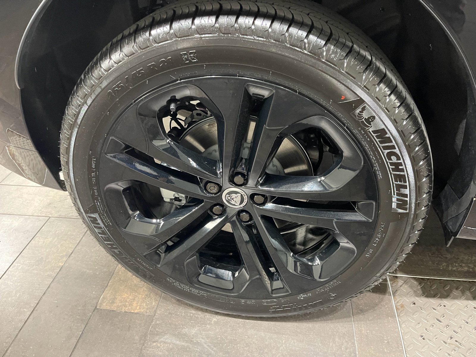New 2026 Jaguar F-PACE R-Dynamic S image 14