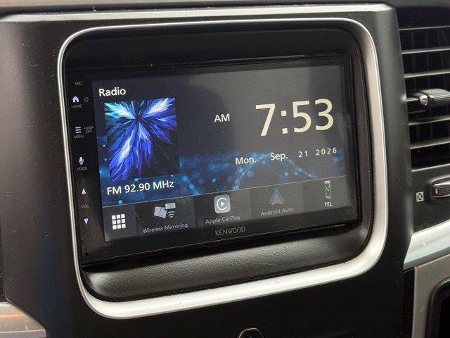 Used 2020 RAM 1500 Classic SLT AWD/4WD image 9