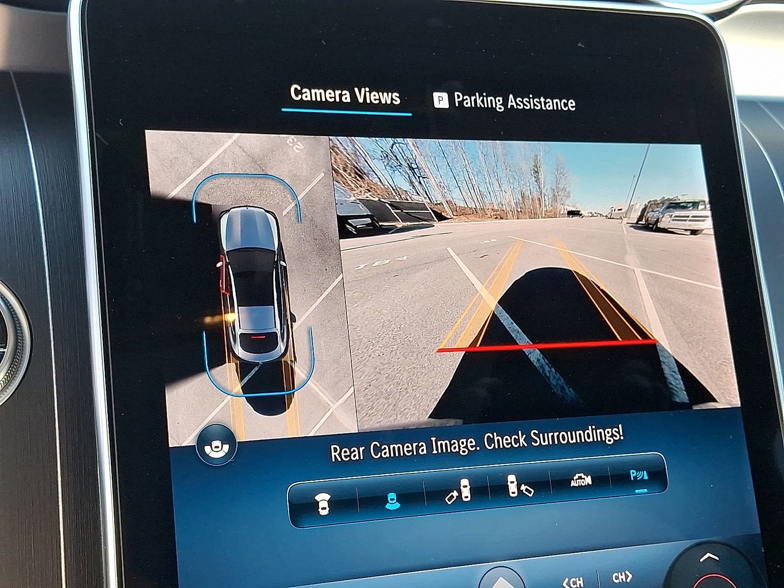 Certified 2025 Mercedes-Benz GLC 300 4MATIC image 19