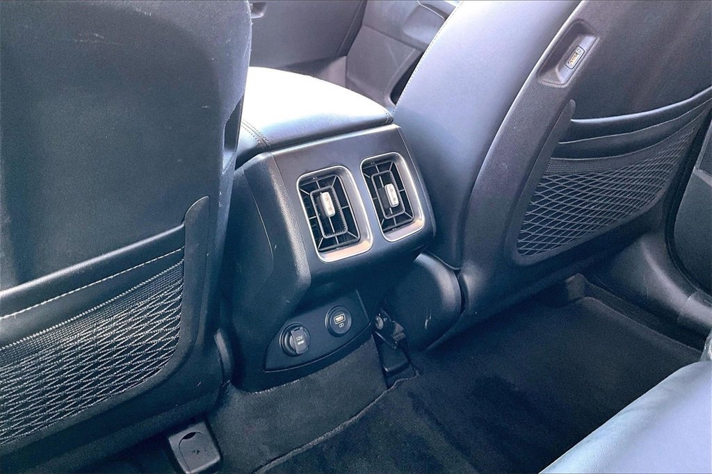 Used 2021 Kia Sorento S image 34