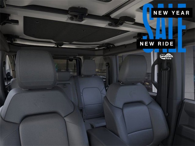 New 2025 Ford Bronco Badlands image 12
