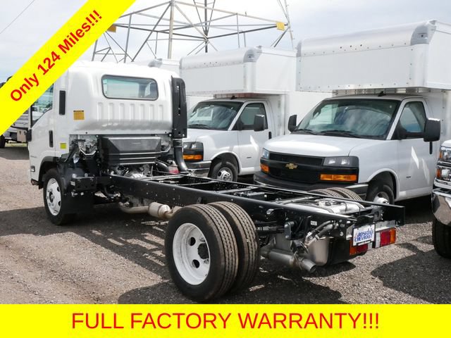 Used 2024 Chevrolet Low Cab Forward 5500XG RWD image 3