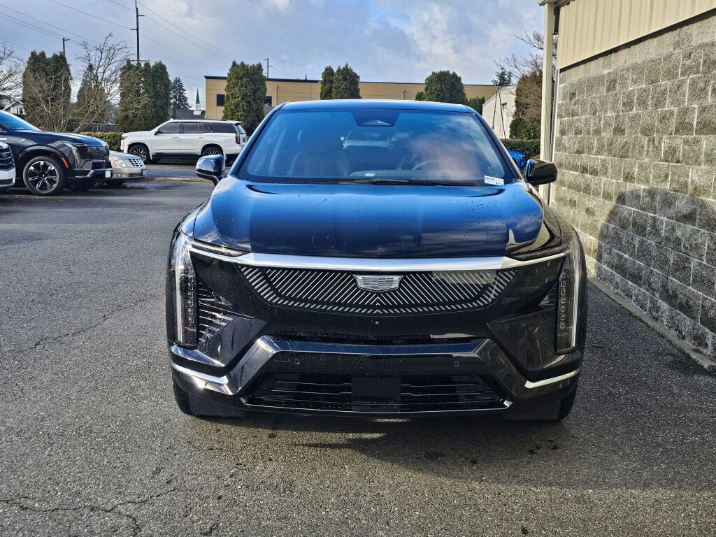 New 2026 Cadillac Optiq Luxury 1 image 12