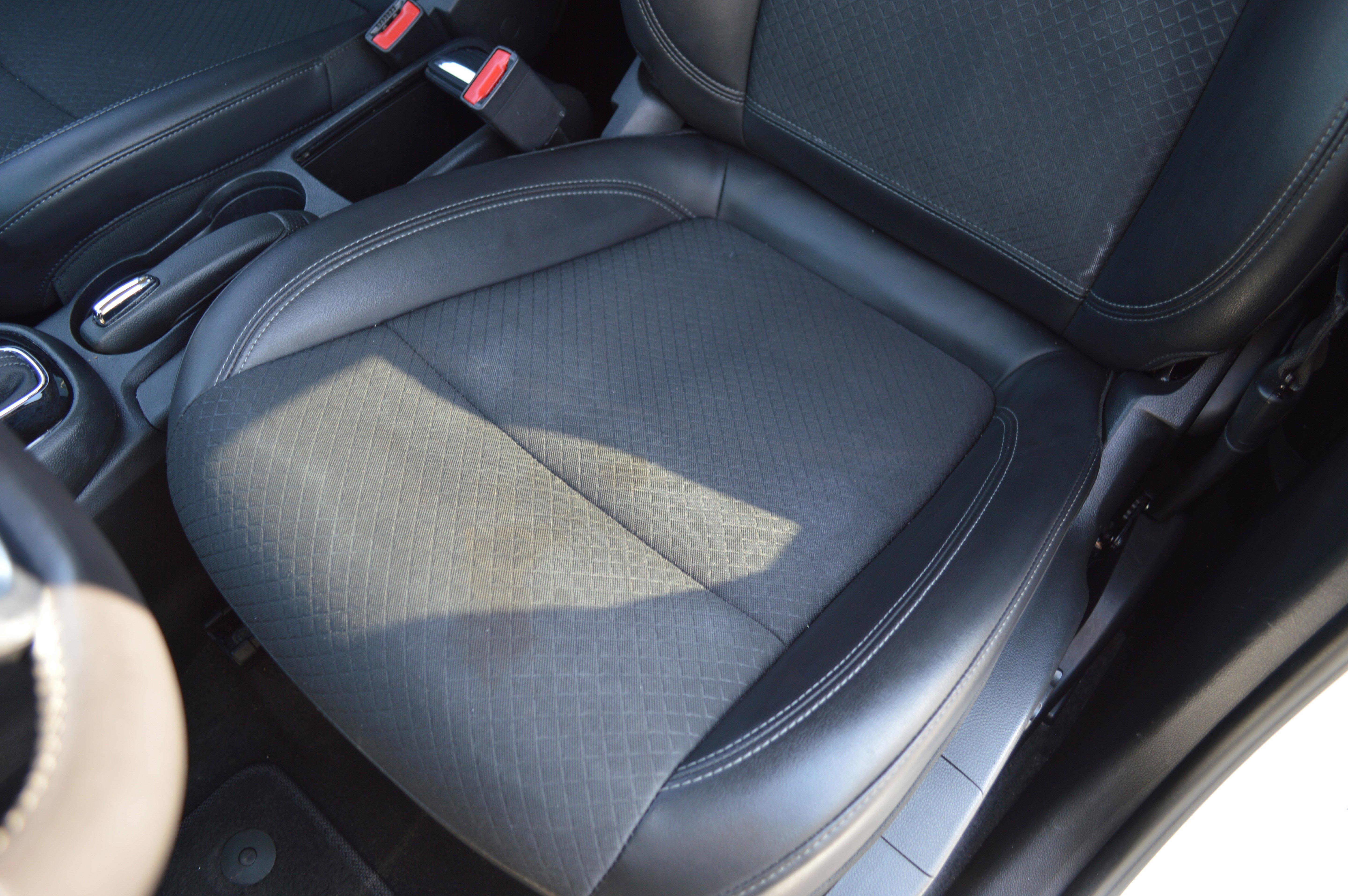 Used 2022 Buick Encore Preferred w/ Safety Package image 25