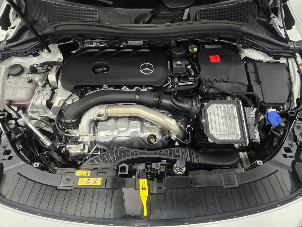 Used 2026 Mercedes-Benz GLA 250 4MATIC image 10