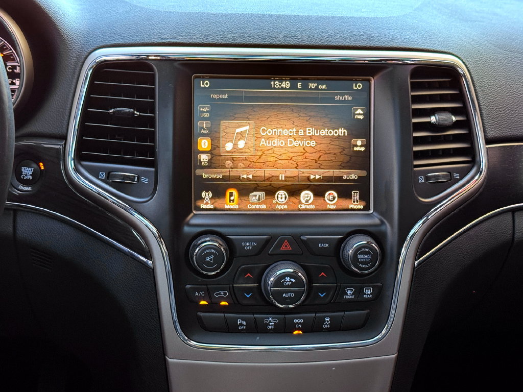 Used 2015 Jeep Grand Cherokee Limited w/ Luxury Group II AWD/4WD image 31