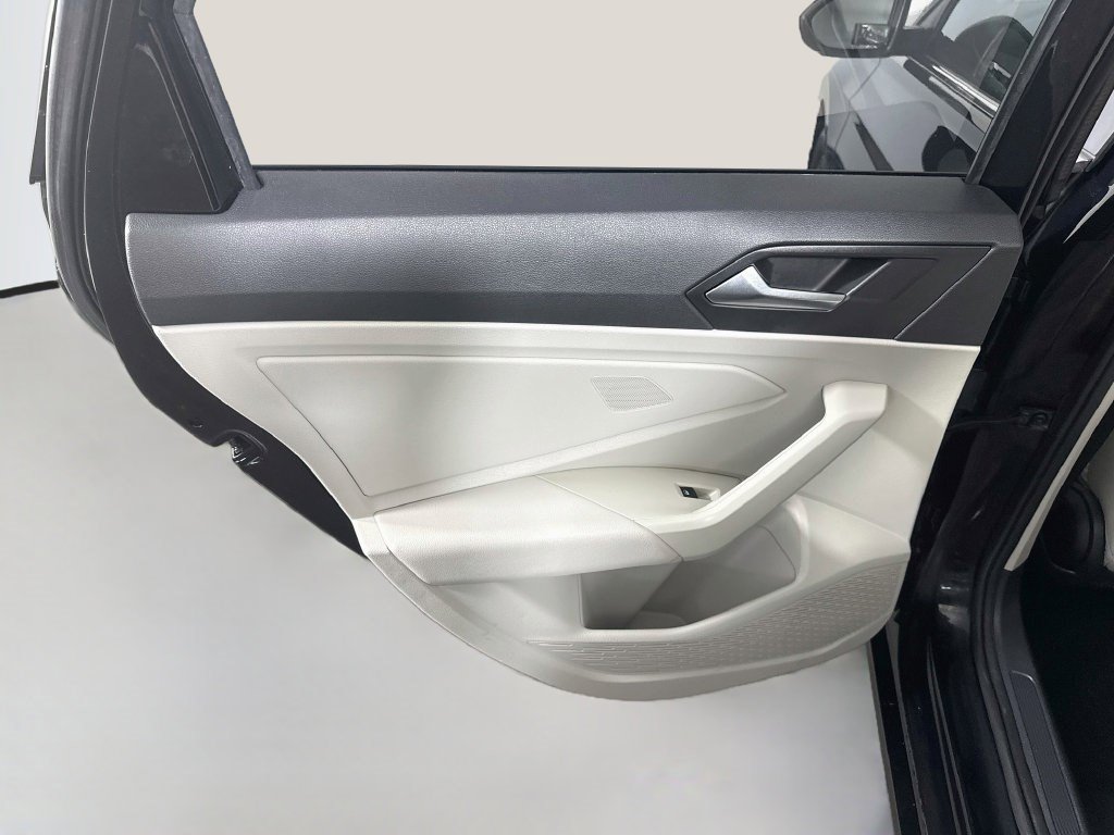 Used 2019 Volkswagen Jetta SE FWD image 25