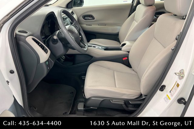 Used 2016 Honda HR-V LX image 17