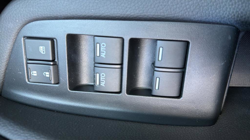 Used 2021 Honda Pilot Elite image 25