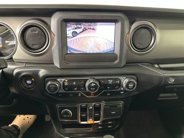 Used 2023 Jeep Wrangler Unlimited w/ Cold Weather Group image 22