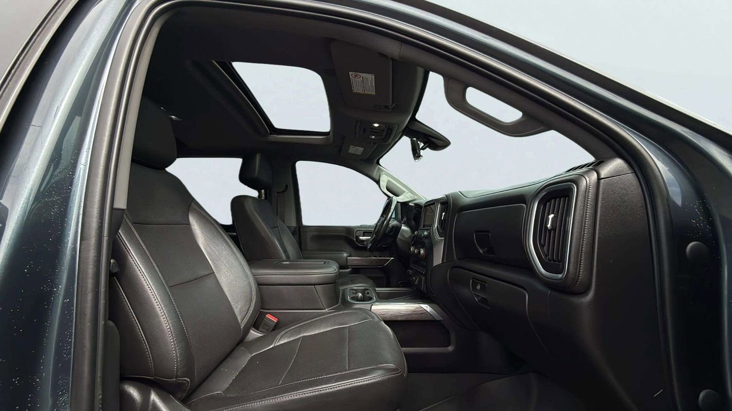 Used 2020 Chevrolet Silverado 2500 LTZ w/ LTZ Premium Package image 15