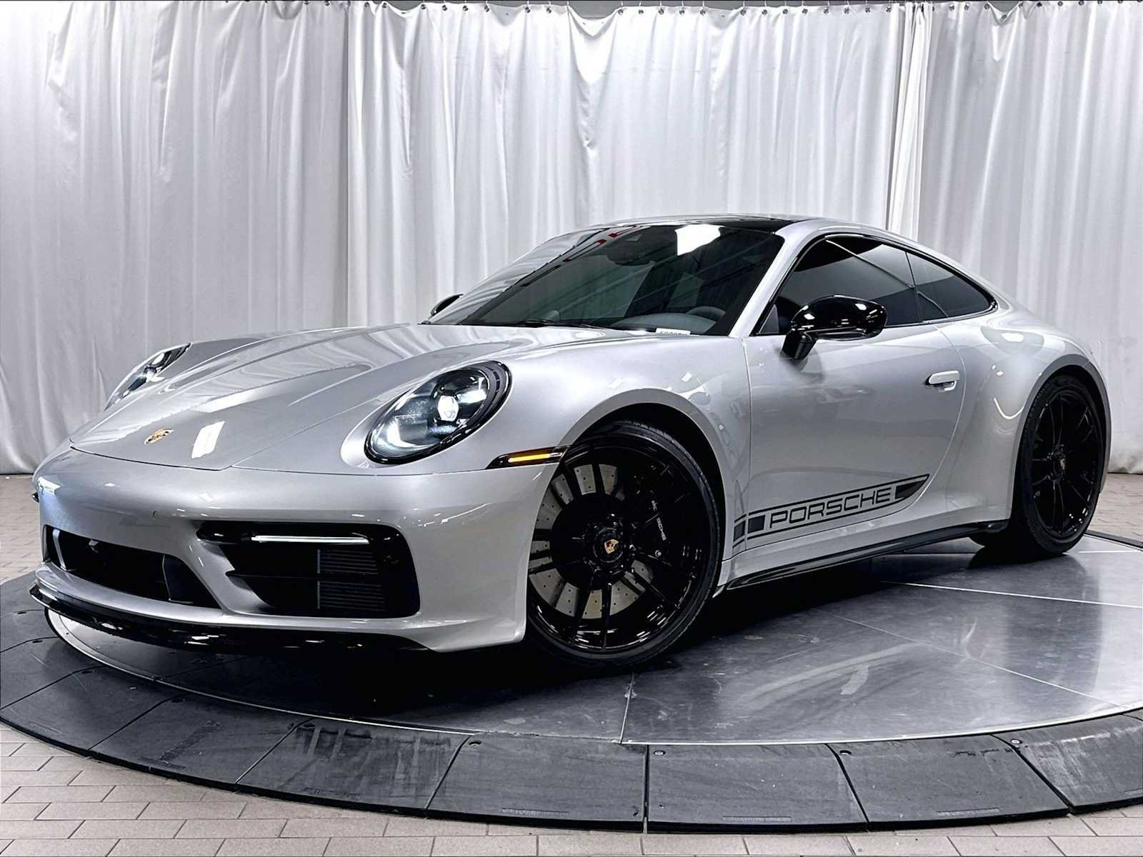 Used 2024 Porsche 911 Carrera GTS RWD video 1