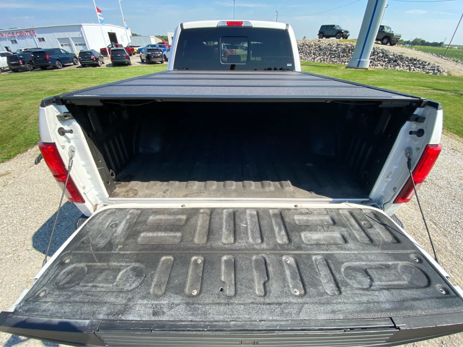 Used 2019 Ford F150 King Ranch w/ Equipment Group 601A Luxury AWD/4WD image 14