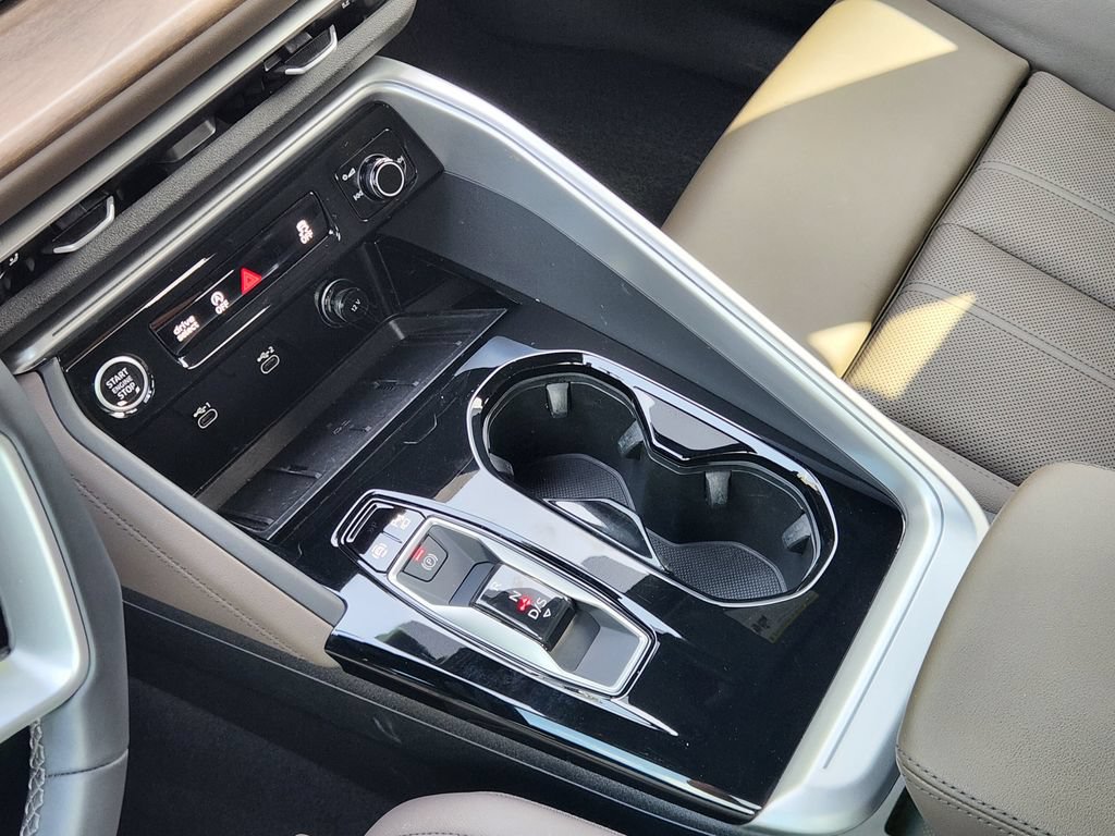 Certified 2025 Audi Q5 Premium Plus w/ Premium Plus AWD/4WD image 23