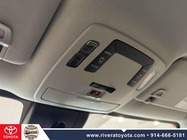 Certified 2023 Toyota Sienna LE FWD image 26
