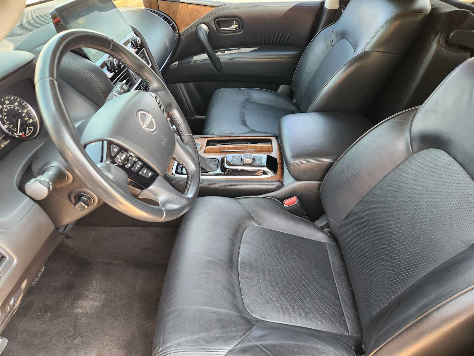 Used 2021 Nissan Armada SL w/ Captain's Chairs Package RWD image 12