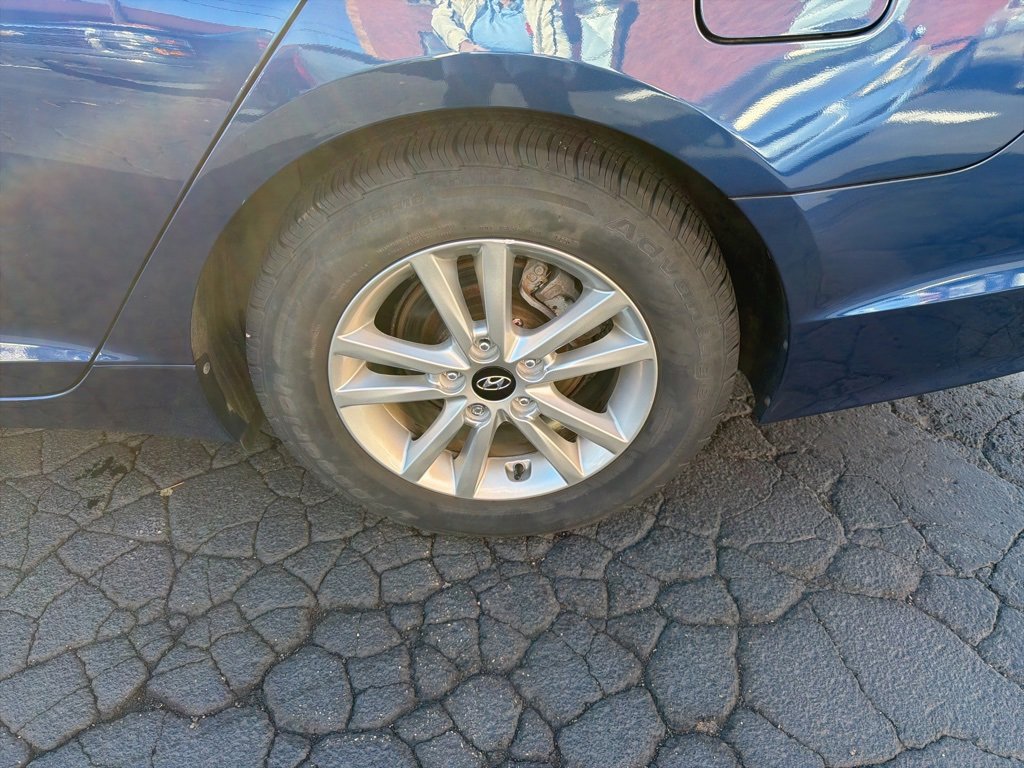 Used 2017 Hyundai Sonata SE image 11
