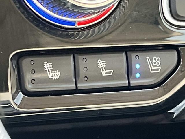 Used 2022 GMC Yukon Denali image 43