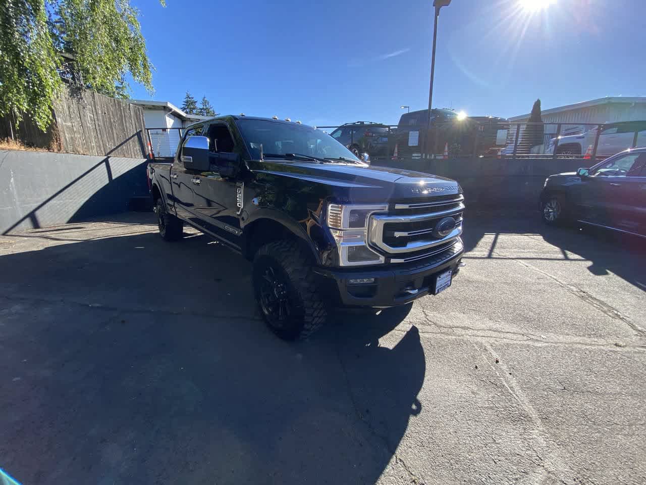 Used 2022 Ford F250 Platinum w/ Tremor Off-Road Package AWD/4WD image 8
