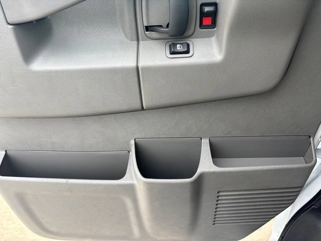 Used 2025 Chevrolet Express 2500 w/ Driver Convenience Package RWD image 12