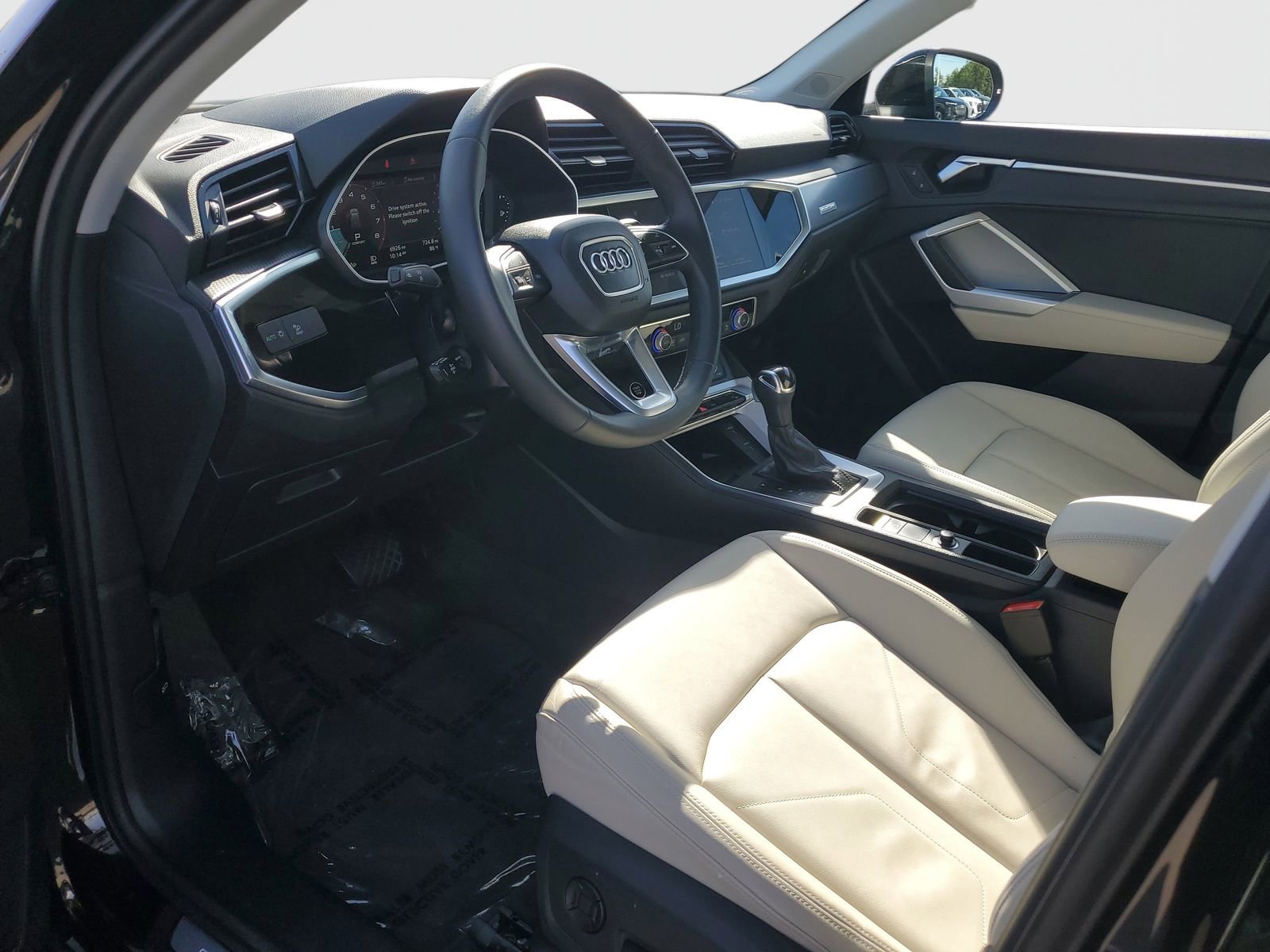 Used 2025 Audi Q3 2.0T Premium w/ Convenience Package image 20