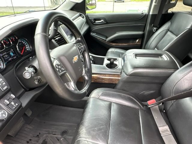 Used 2019 Chevrolet Suburban LT AWD/4WD image 7