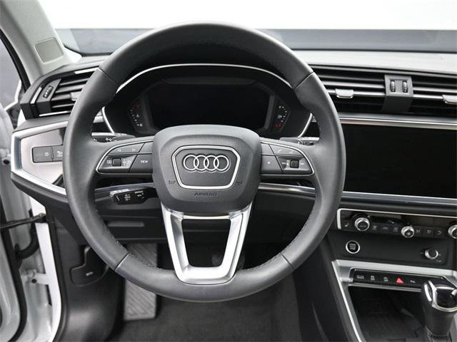 Certified 2025 Audi Q3 2.0T Premium w/ Convenience Package image 17