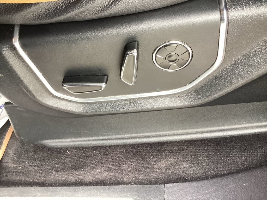 Used 2016 Ford F150 Limited AWD/4WD image 43