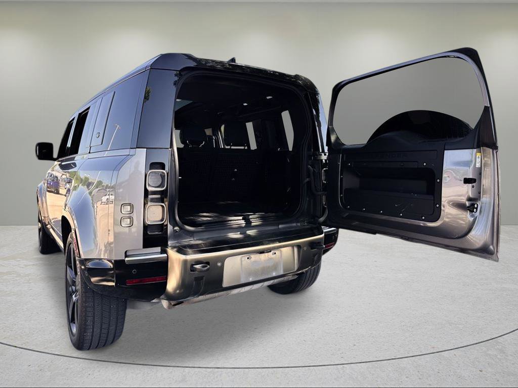 Used 2020 Land Rover Defender 110 X image 8