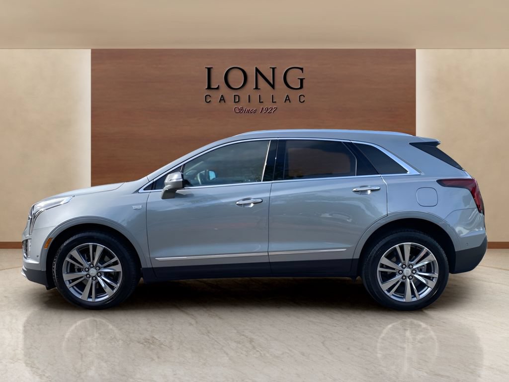 Certified 2025 Cadillac XT5 Premium Luxury w/ Technology Package AWD/4WD image 2