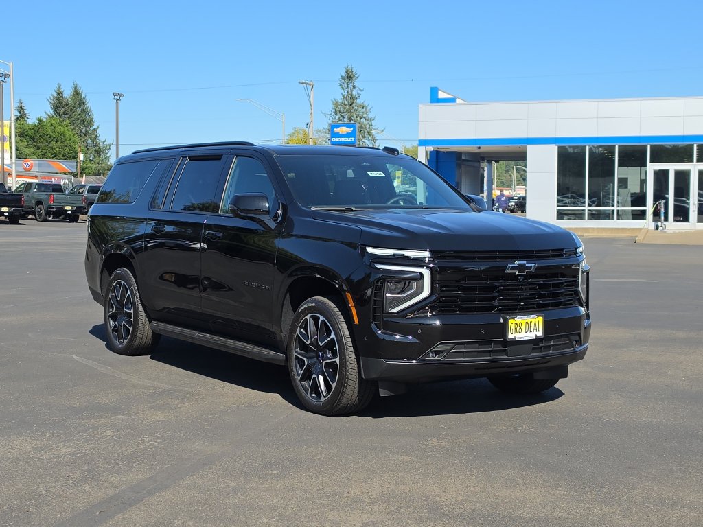 New 2026 Chevrolet Suburban RST w/ RST Capability Package AWD/4WD image 2