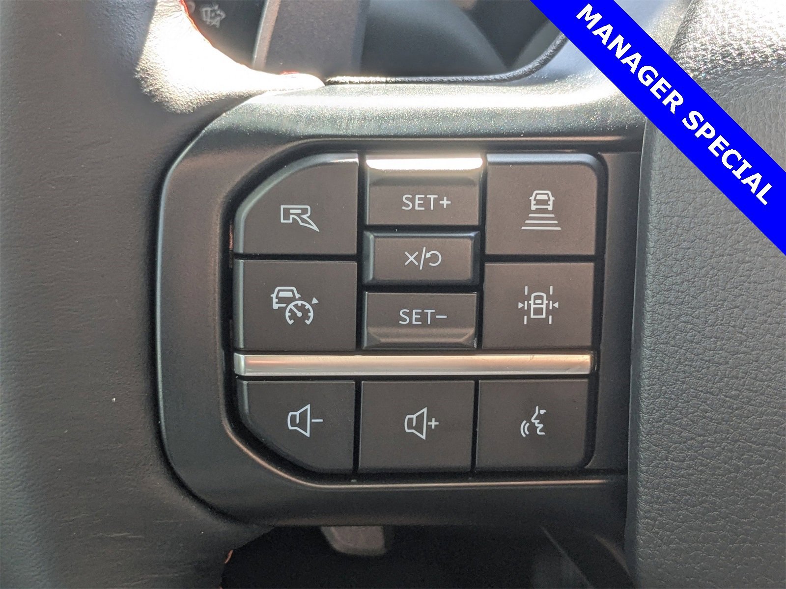 Used 2025 Ford F150 Raptor image 29