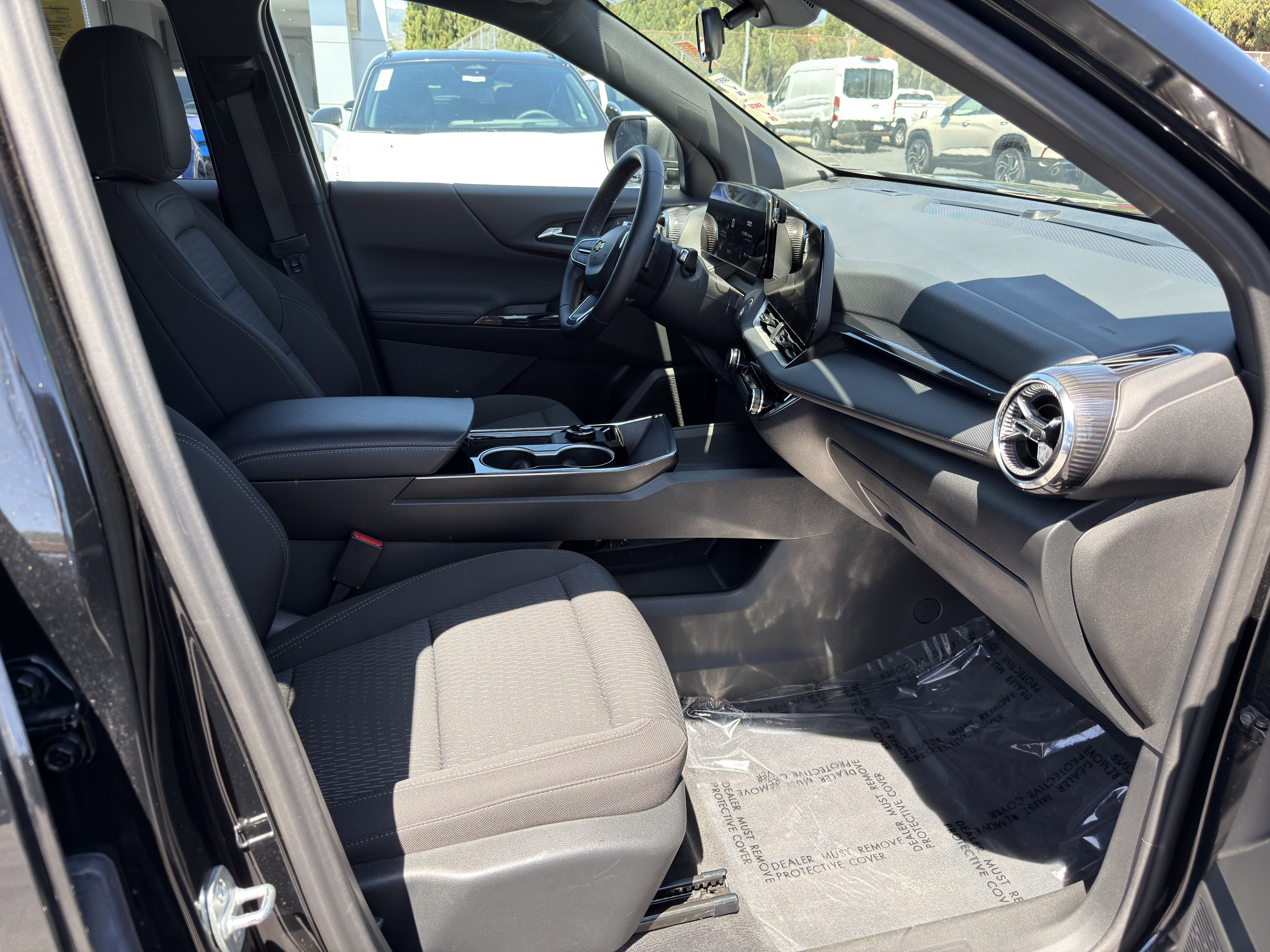 Used 2026 Chevrolet Equinox LT image 10