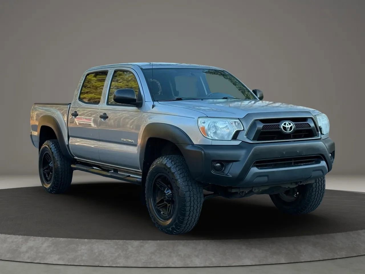 Used 2014 Toyota Tacoma PreRunner w/ Convenience Package image 3