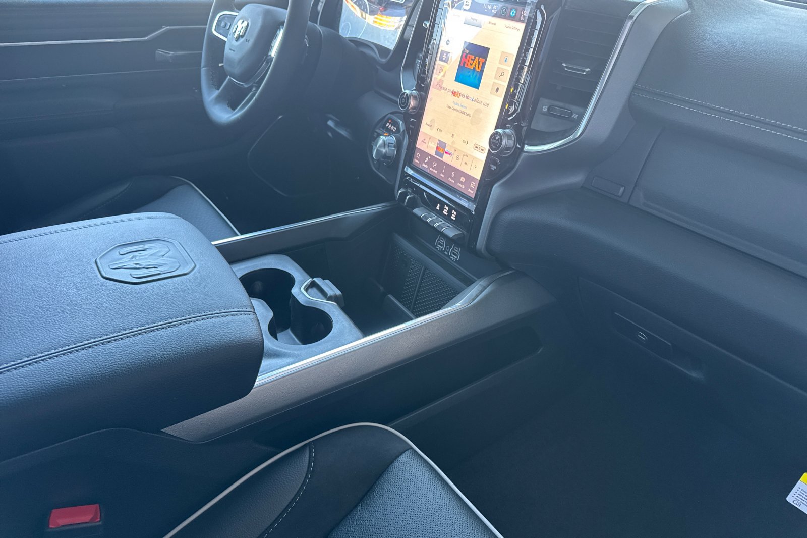 New 2026 RAM 1500 Laramie AWD/4WD image 14