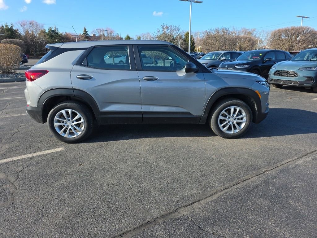 Used 2024 Chevrolet TrailBlazer LS image 9