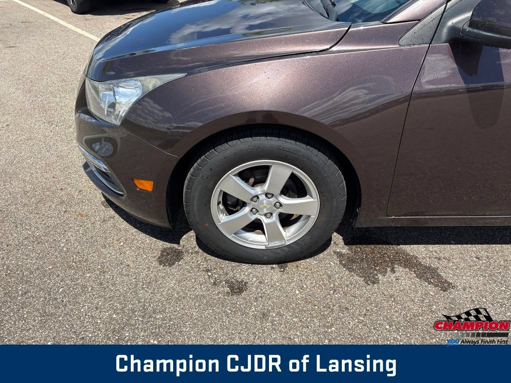 Used 2015 Chevrolet Cruze LT FWD image 26