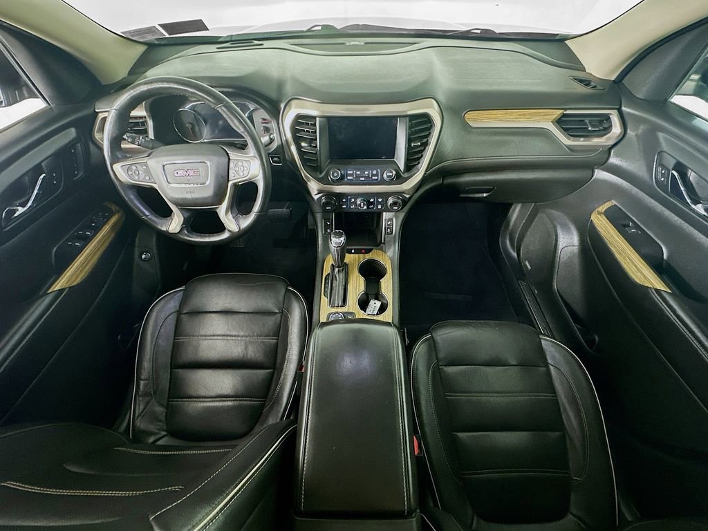 Used 2017 GMC Acadia Denali w/ Technology Package image 10