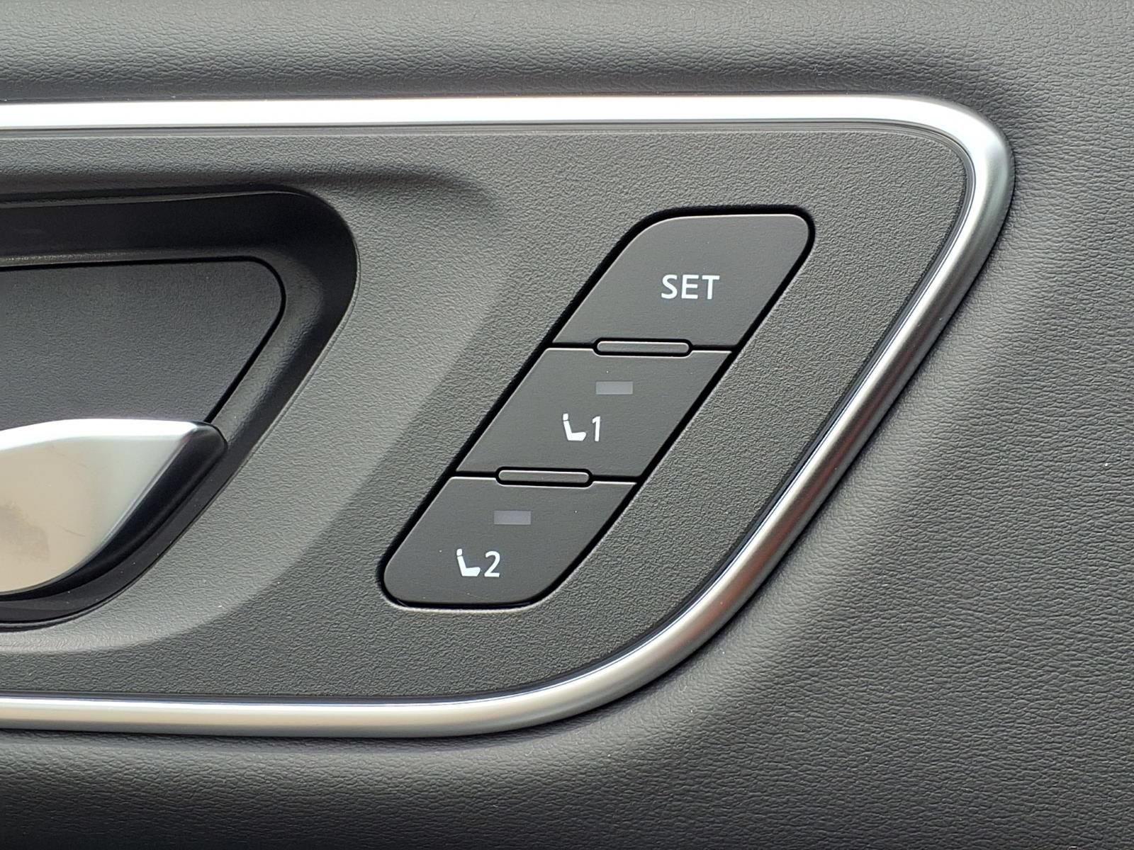 New 2026 Nissan Rogue Platinum AWD/4WD image 18