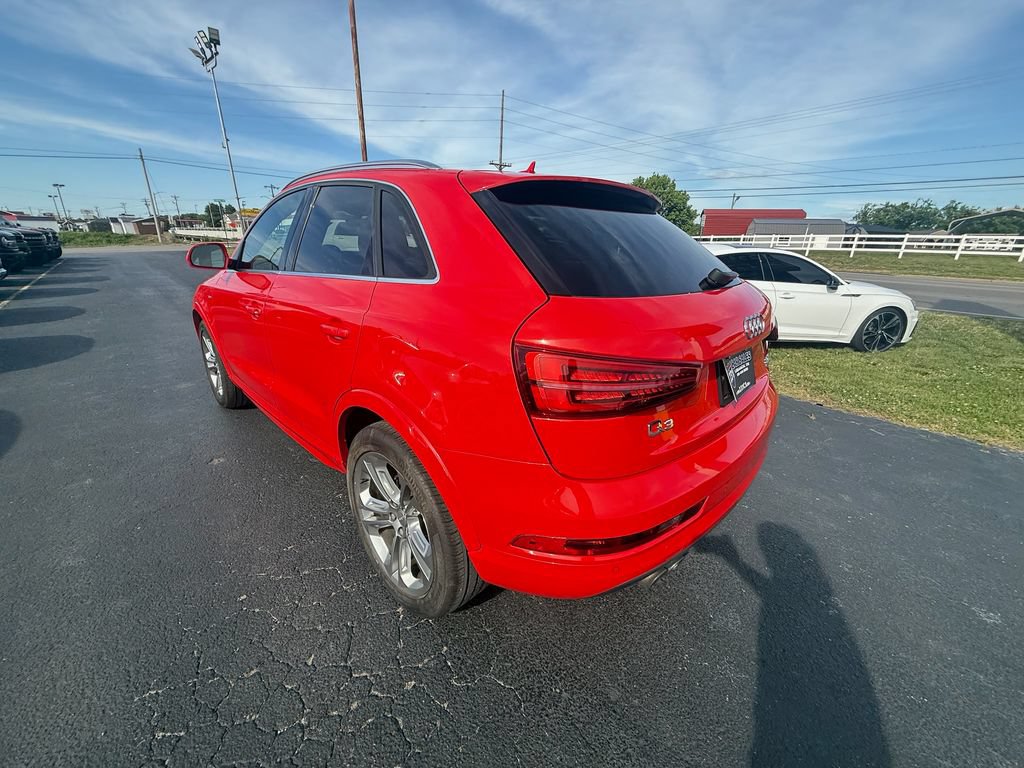 Used 2018 Audi Q3 2.0T Premium Plus w/ Premium Plus Package AWD/4WD image 6