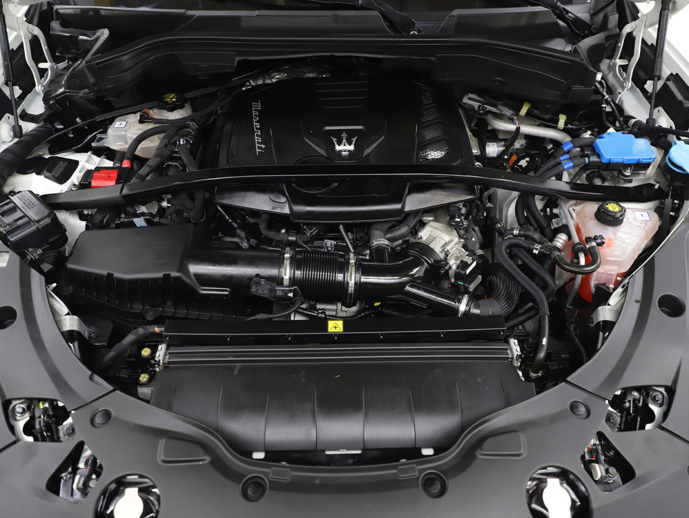 Used 2024 Maserati Grecale GT image 31
