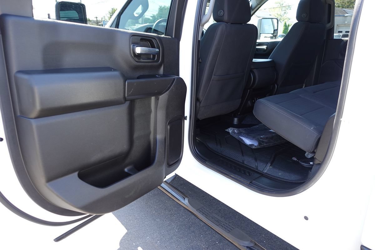 Used 2025 Chevrolet Silverado 2500 Custom w/ Custom Value Package AWD/4WD image 22