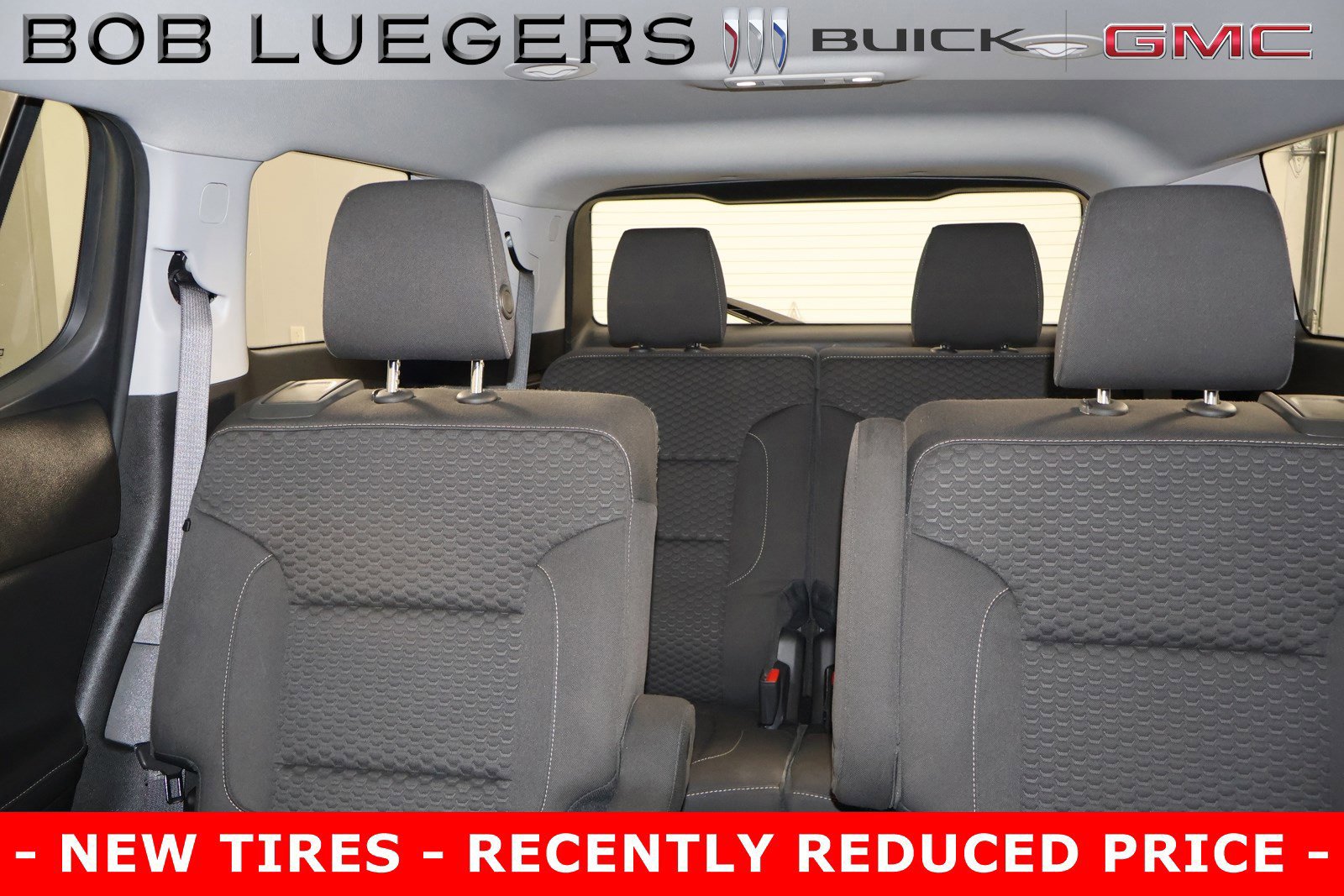 Used 2019 GMC Acadia SLE image 16