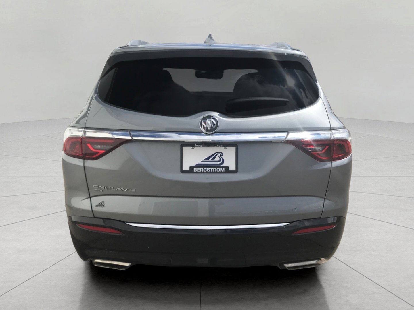 Used 2023 Buick Enclave Essence image 11