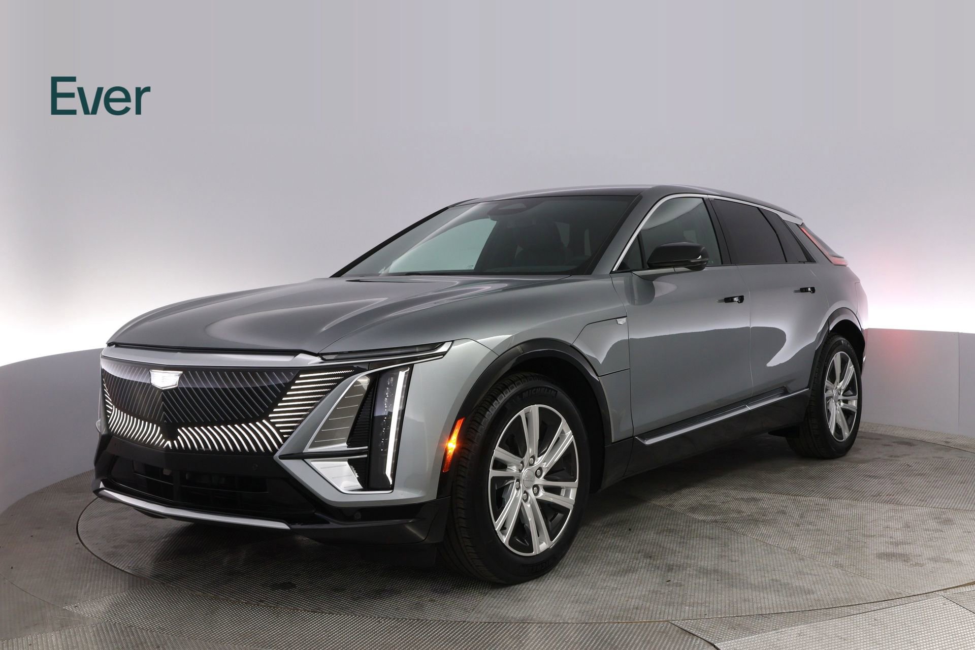 Used 2024 Cadillac Lyriq Tech AWD/4WD image 2