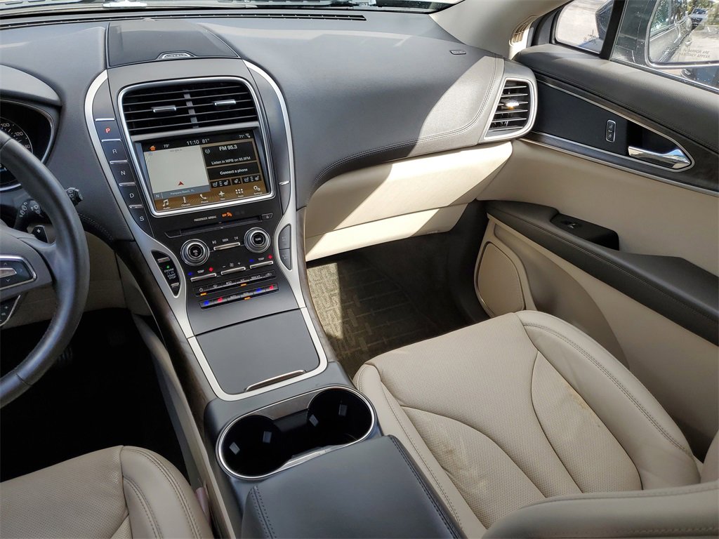 Used 2018 Lincoln MKX Reserve w/ Lincoln MKX Climate Package image 16