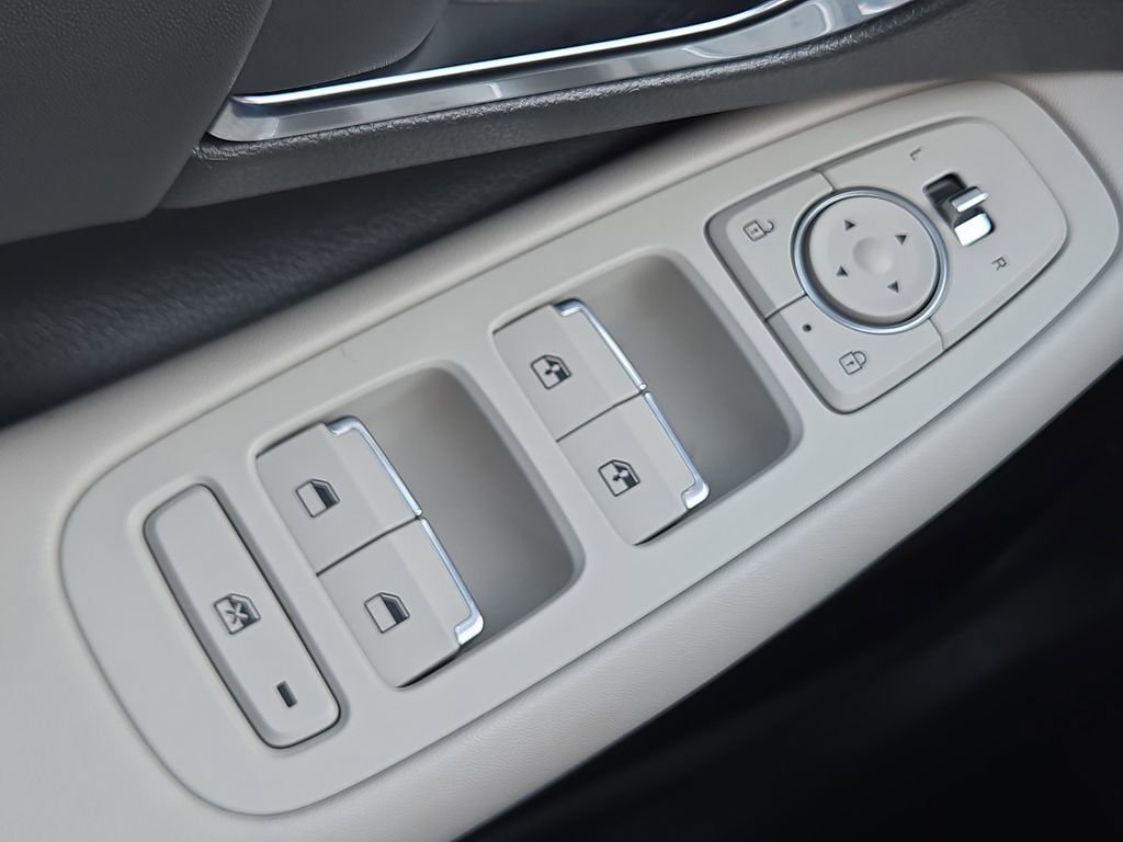 Used 2023 Hyundai Sonata SEL w/ Cargo Package image 29