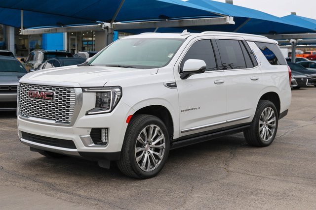 Used 2021 GMC Yukon Denali w/ Denali Premium Package image 6