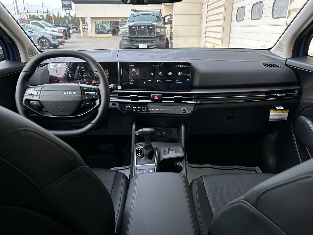 New 2026 Kia Sportage EX AWD/4WD image 17